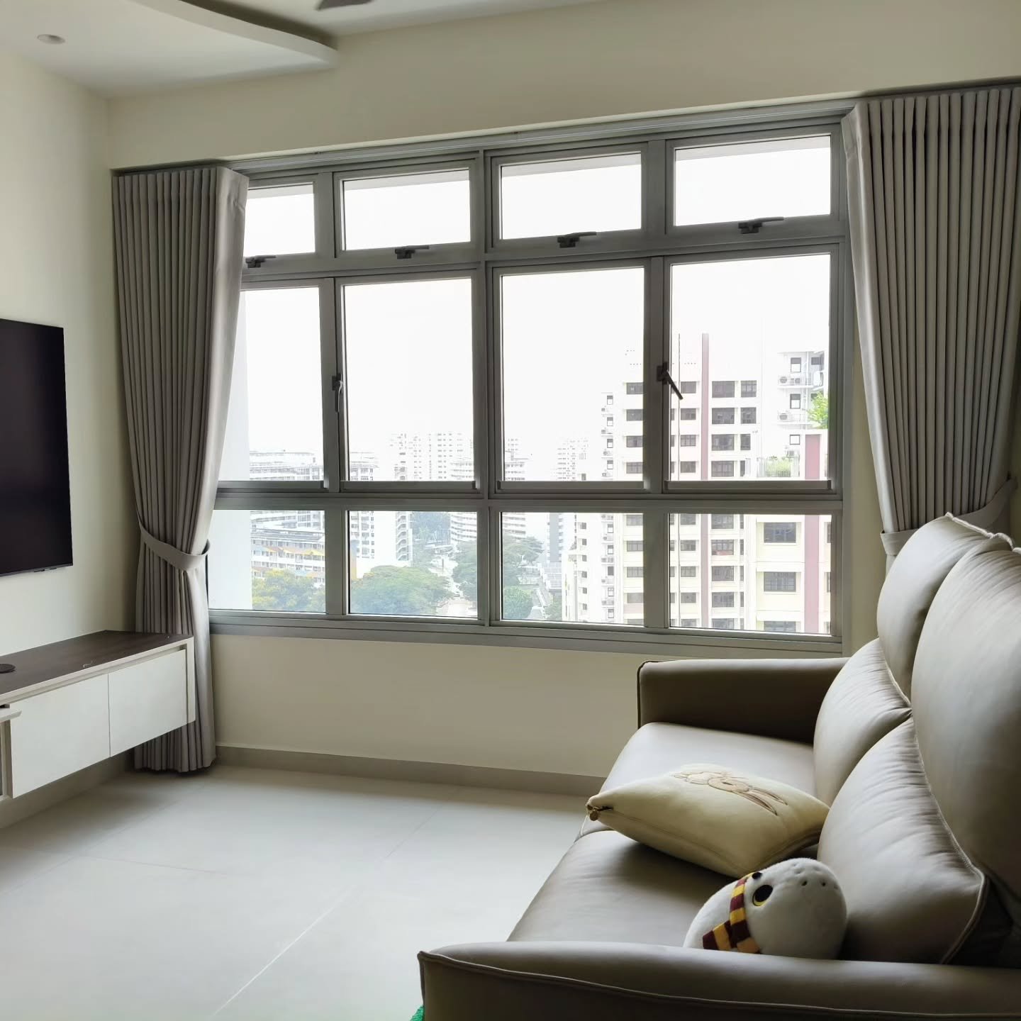 Ripple fold curtains, venetian blind and Korean blind installed at Macpherson Blk 76B by Curtain Artistry Singapore