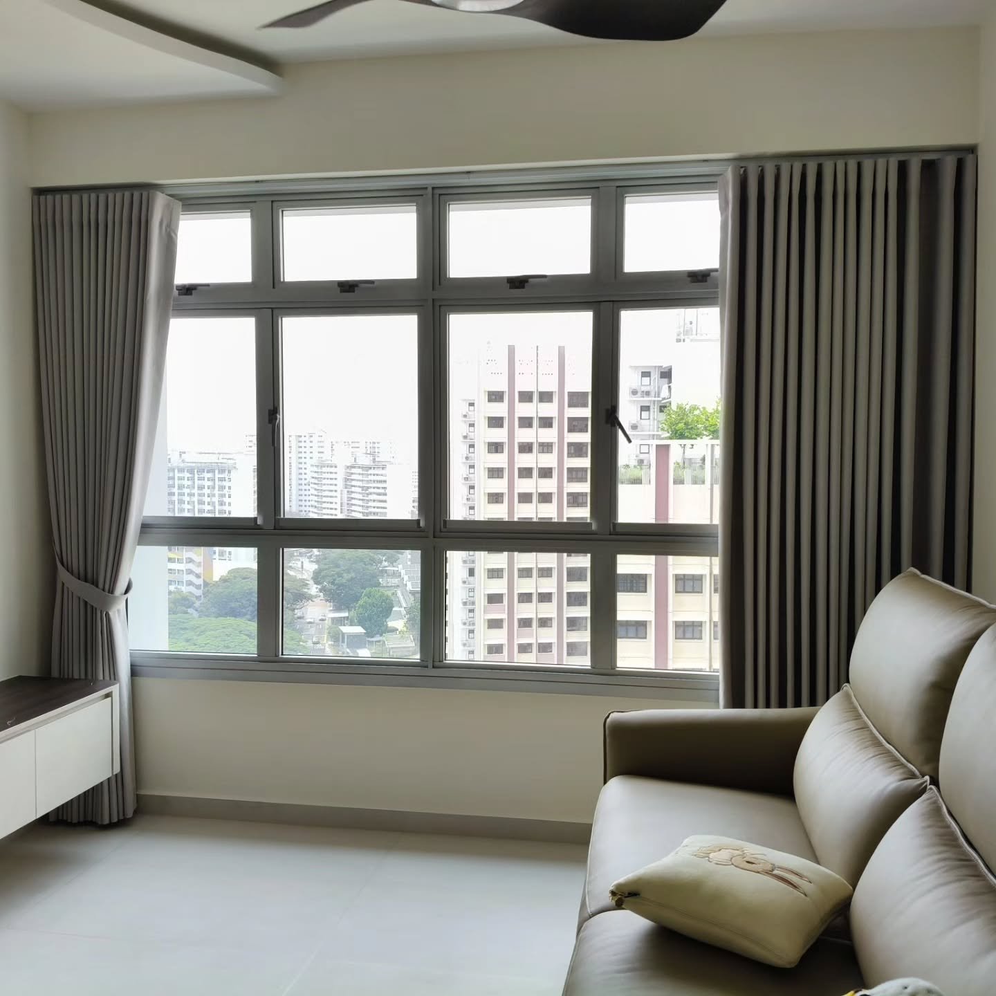 Ripple fold curtains, venetian blind and Korean blind installed at Macpherson Blk 76B by Curtain Artistry Singapore